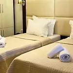 E Arte Center Hotel 3*