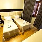Hotell E Arte Center