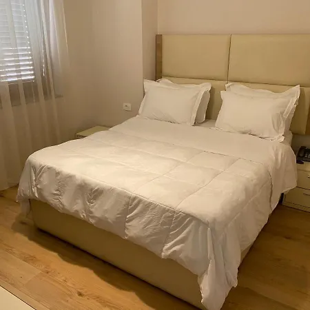 E Arte Center Hotel