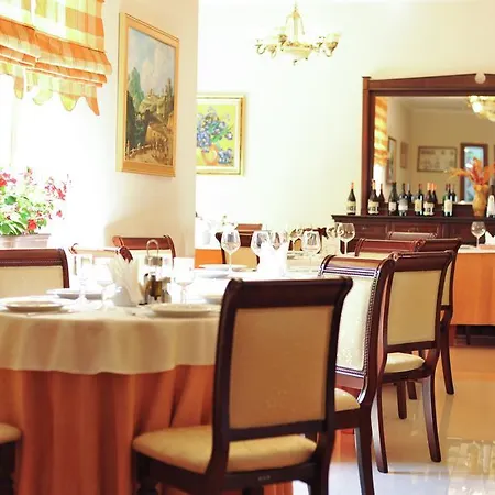 Hotel E Arte Center Tirana