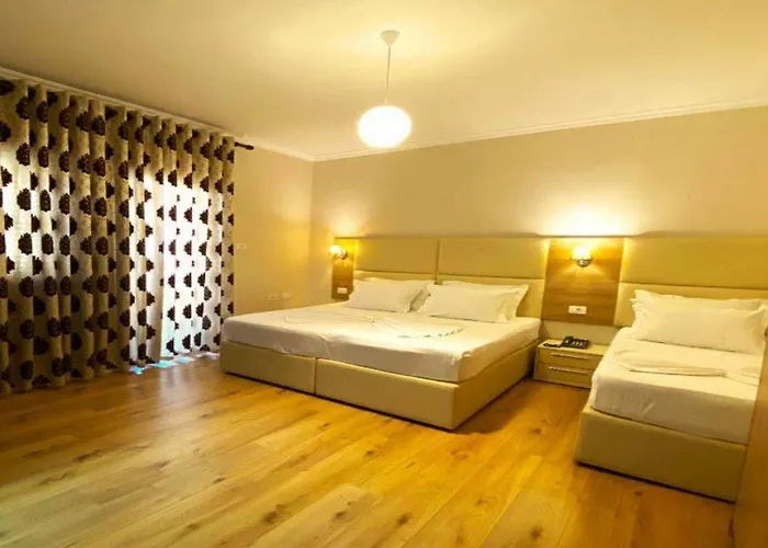 Hotel E Arte Center 3*