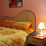 维拉艾普艺城中心酒店 3* 地拉那