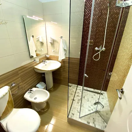 Hotel E Arte Center Tirana