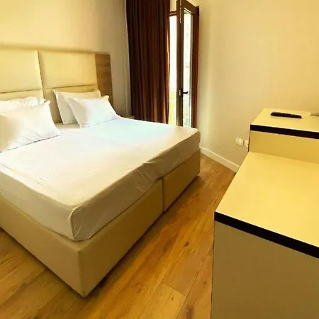Hotel E Arte Center Tirana