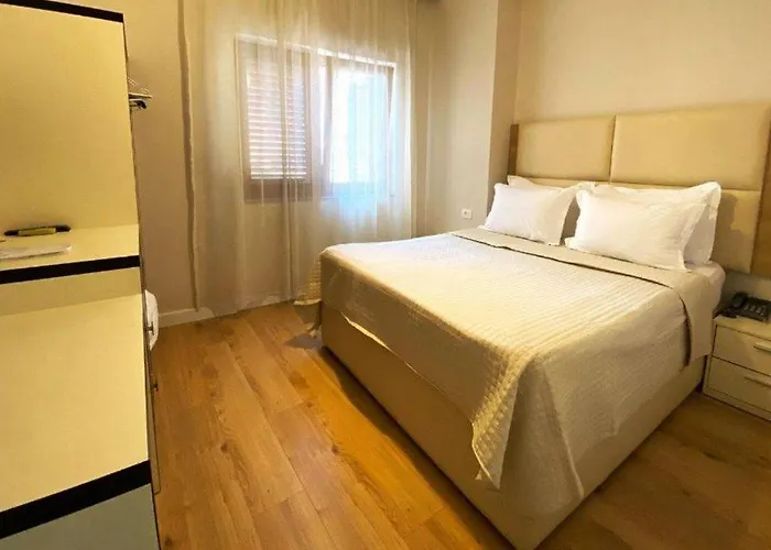 Hotel E Arte Center
