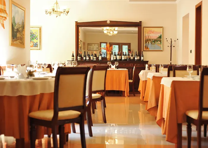 Hotel E Arte Center